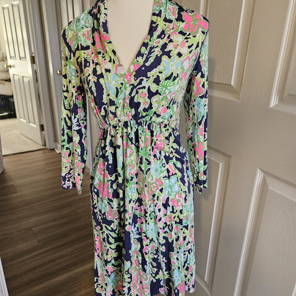 Lilly Pulitzer Dresses & Skirts - Lilly Pulitzer Navy Floral Long-Sleeve Wrap Midi Dress with Pink & Lime EUC